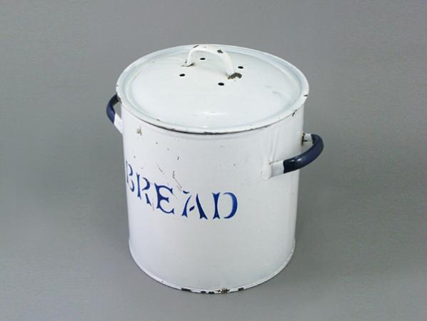 ブレッド缶