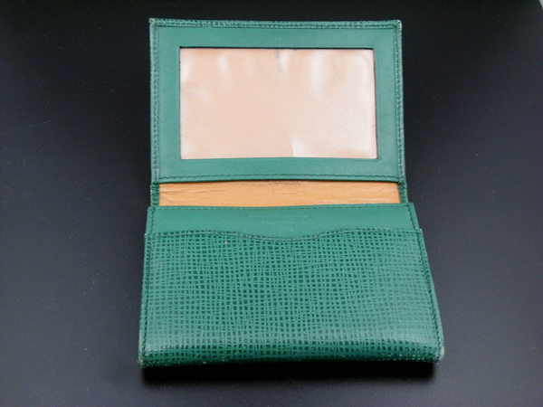 ハンティングワールド　二つ折りカードケース