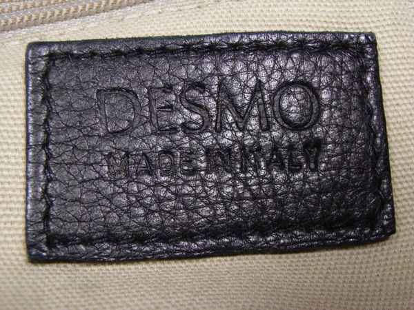 DESMO セミショルダーバッグ